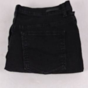 Lee relaxed black jeans women's size 12 short